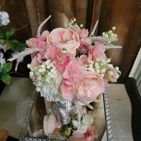Silk Faux Bridal Bouquet Pink White - Picture 1 of 5